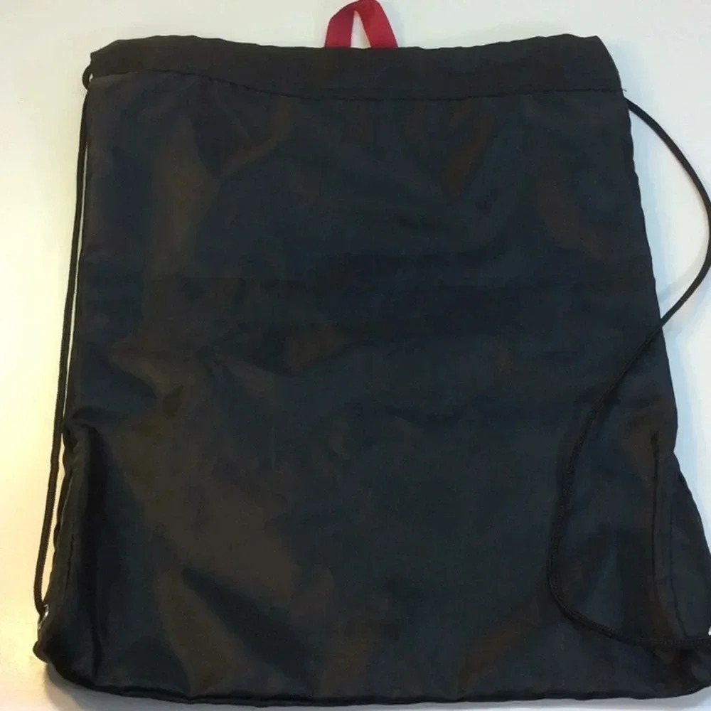 NWT Levi’s Black & Red Logo Drawstring Backpack - Picture 4 of 5